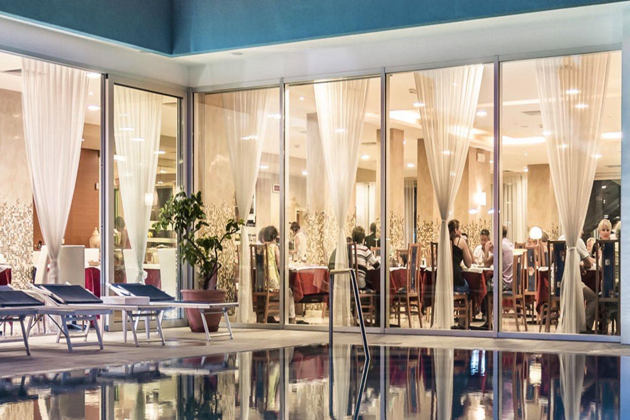 Hotel Parigi บิบิโอเน ภายนอก รูปภาพ