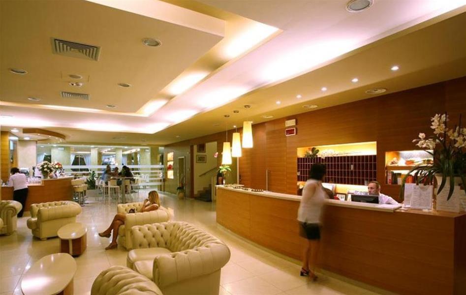 Hotel Parigi บิบิโอเน ภายนอก รูปภาพ