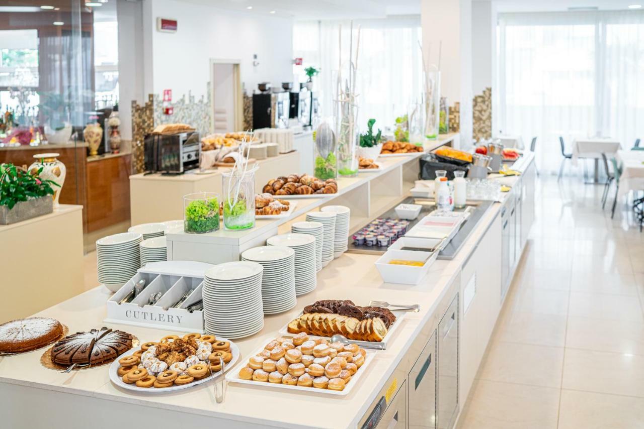 Hotel Parigi บิบิโอเน ภายนอก รูปภาพ